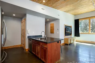 858 Mills Gap Rd, Fletcher, NC 28732 - Photo 7