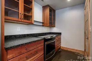 858 Mills Gap Rd, Fletcher, NC 28732 - Photo 5