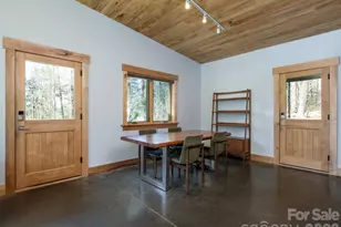 858 Mills Gap Rd, Fletcher, NC 28732 - Photo 9