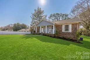 113 Scottsmoor Dr, Charlotte, NC 28214 - Photo 39