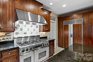 175 Overlook Dr, Flat Rock, NC 28731 - Photo 15