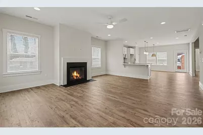 4768 Americana Avenue, Charlotte, NC 28215 - Photo 11