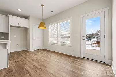 4768 Americana Avenue, Charlotte, NC 28215 - Photo 7