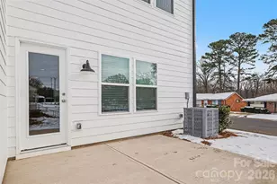 4768 Americana Ave, Charlotte, NC 28215 - Photo 35