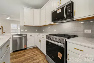 4768 Americana Ave, Charlotte, NC 28215 - Photo 9