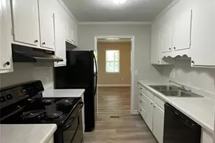 3623 Driftwood Dr, Charlotte, NC 28205 - Photo 7