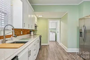 808 W B St, Kannapolis, NC 28081 - Photo 17