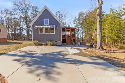 221 Newbold Street, Lincolnton, NC 28092 - Photo 1