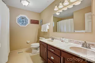 7 Brushwood Rd, Asheville, NC 28804 - Photo 25