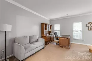 3943 Huntmeadow Dr, Charlotte, NC 28269 - Photo 11