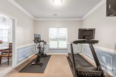 3943 Huntmeadow Drive, Charlotte, NC 28269 - Photo 13