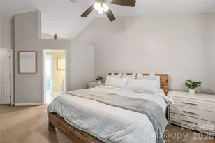 3943 Huntmeadow Dr, Charlotte, NC 28269 - Photo 27