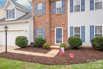 3943 Huntmeadow Drive, Charlotte, NC 28269 - Photo 5