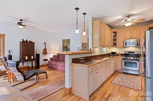 553 River Bend Dr, Mars Hill, NC 28754 - Photo 17