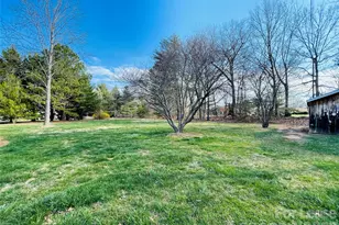 2499 Brookwood Rd, Lincolnton, NC 28092 - Photo 11