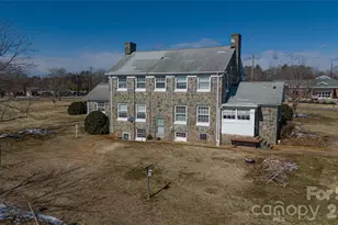 615 Carbon City Rd, Morganton, NC 28655 - Photo 9