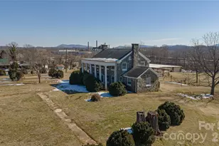 615 Carbon City Rd, Morganton, NC 28655 - Photo 5
