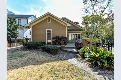 2215 Hassell Place, Charlotte, NC 28209 - Photo 35