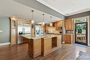 2215 Hassell Pl, Charlotte, NC 28209 - Photo 9