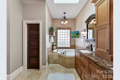 2215 Hassell Place, Charlotte, NC 28209 - Photo 19