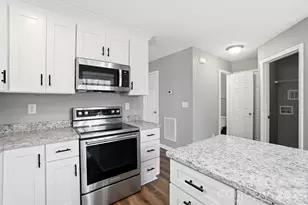 1760 Forest Side Ln, Charlotte, NC 28213 - Photo 19