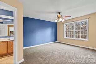 71 Captains Dr, Candler, NC 28715 - Photo 13