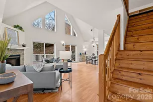 71 Captains Dr, Candler, NC 28715 - Photo 21