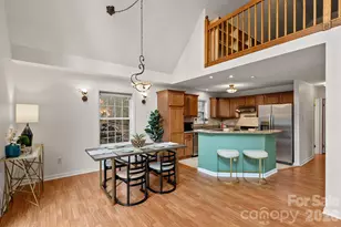 71 Captains Dr, Candler, NC 28715 - Photo 7