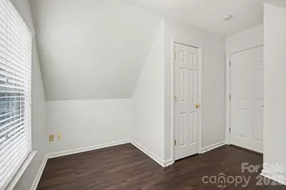 13316 Woodland Farm Drive, Charlotte, NC 28215 - Photo 9