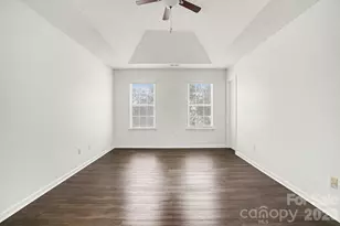 13316 Woodland Farm Dr, Charlotte, NC 28215 - Photo 13