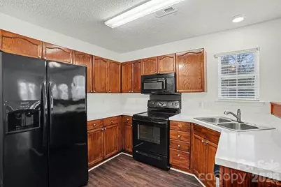 13316 Woodland Farm Drive, Charlotte, NC 28215 - Photo 3