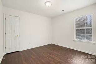 13316 Woodland Farm Dr, Charlotte, NC 28215 - Photo 15