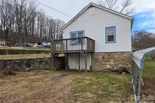 1084 Old Balsam Rd, Waynesville, NC 28786 - Photo 5