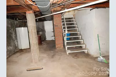 1084 Old Balsam Road, Waynesville, NC 28786 - Photo 19