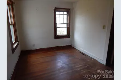 1084 Old Balsam Road, Waynesville, NC 28786 - Photo 17