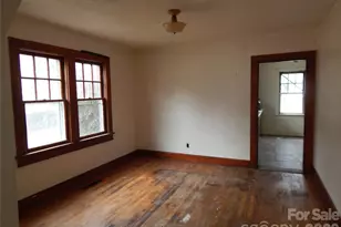 1084 Old Balsam Rd, Waynesville, NC 28786 - Photo 11