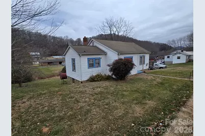 1084 Old Balsam Road, Waynesville, NC 28786 - Photo 3