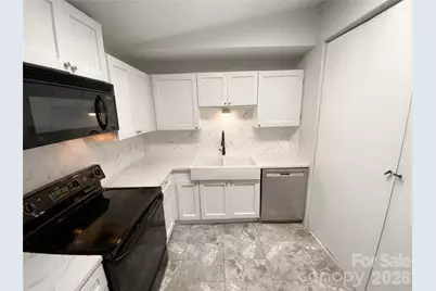 7932 Monfreya Court, Charlotte, NC 28212 - Photo 11