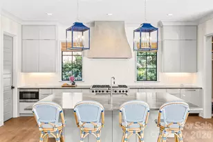 1919 Shoreham Dr, Charlotte, NC 28211 - Photo 17