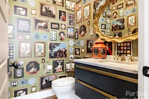 1919 Shoreham Dr, Charlotte, NC 28211 - Photo 15