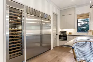 1919 Shoreham Dr, Charlotte, NC 28211 - Photo 7