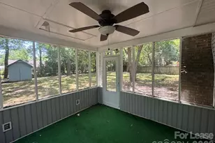 11515 5 Cedars Rd, Charlotte, NC 28226 - Photo 15