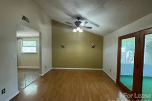 11515 5 Cedars Rd, Charlotte, NC 28226 - Photo 7