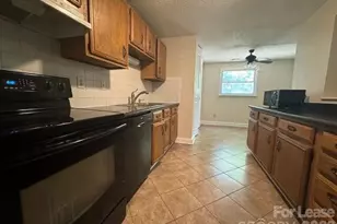 11515 5 Cedars Rd, Charlotte, NC 28226 - Photo 9