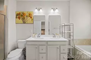 2307 Doby Crk Ln, Charlotte, NC 28262 - Photo 27