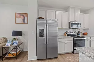 2307 Doby Crk Ln, Charlotte, NC 28262 - Photo 15