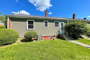 86 Trowbridge Ln, Brevard, NC 28712 - Photo 13