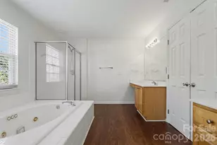 4132 Meadowview Hills Dr, Charlotte, NC 28269 - Photo 23