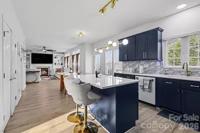 4132 Meadowview Hills Drive, Charlotte, NC 28269 - Photo 7