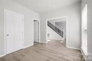 4132 Meadowview Hills Dr, Charlotte, NC 28269 - Photo 17